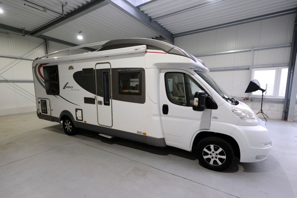 Autocaravana perfilada Bürstner Ixeo Plus IT 724/Queensbett+Hubbett/Klima/Solar: foto 1