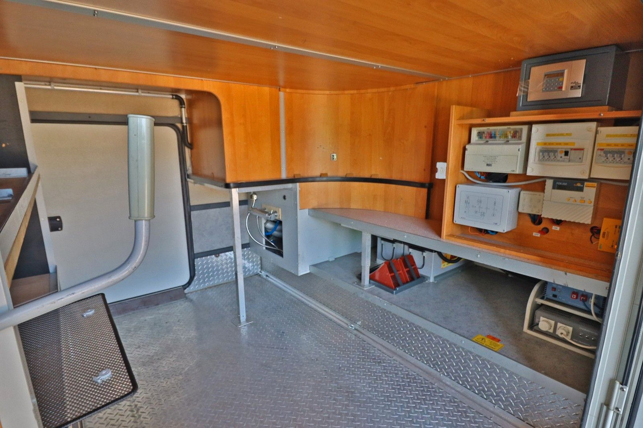 Concorde Charisma I920 FB - Festbett+Hubbett-TOP-ZUSTAND - Autocaravana integral: foto 5 Concorde Charisma I920 FB - Festbett+Hubbett-TOP-ZUSTAND - Autocaravana integral: foto 5