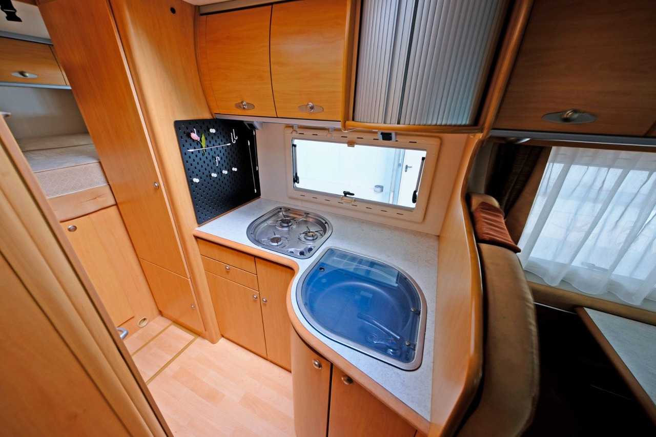 Autocaravana capuchina Cristall A 670 G/Automatik/Festbett/Garage/Solar/Markise: foto 12