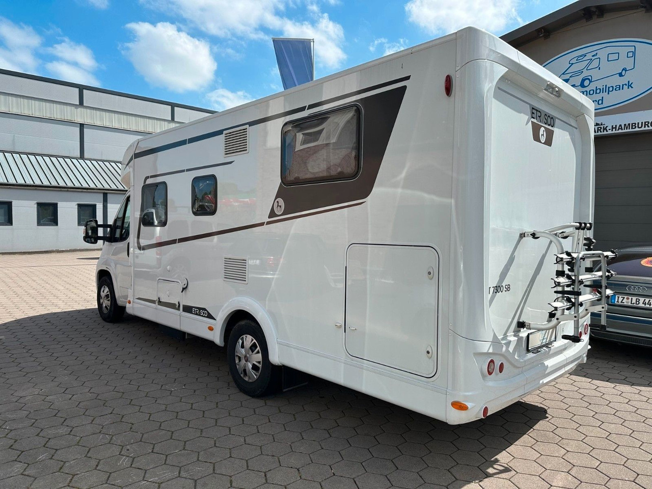 Etrusco T 7300 SB/Einzelbetten+Hubbett/Garage/Klima/TOP - Autocaravana perfilada: foto 4 Etrusco T 7300 SB/Einzelbetten+Hubbett/Garage/Klima/TOP - Autocaravana perfilada: foto 4