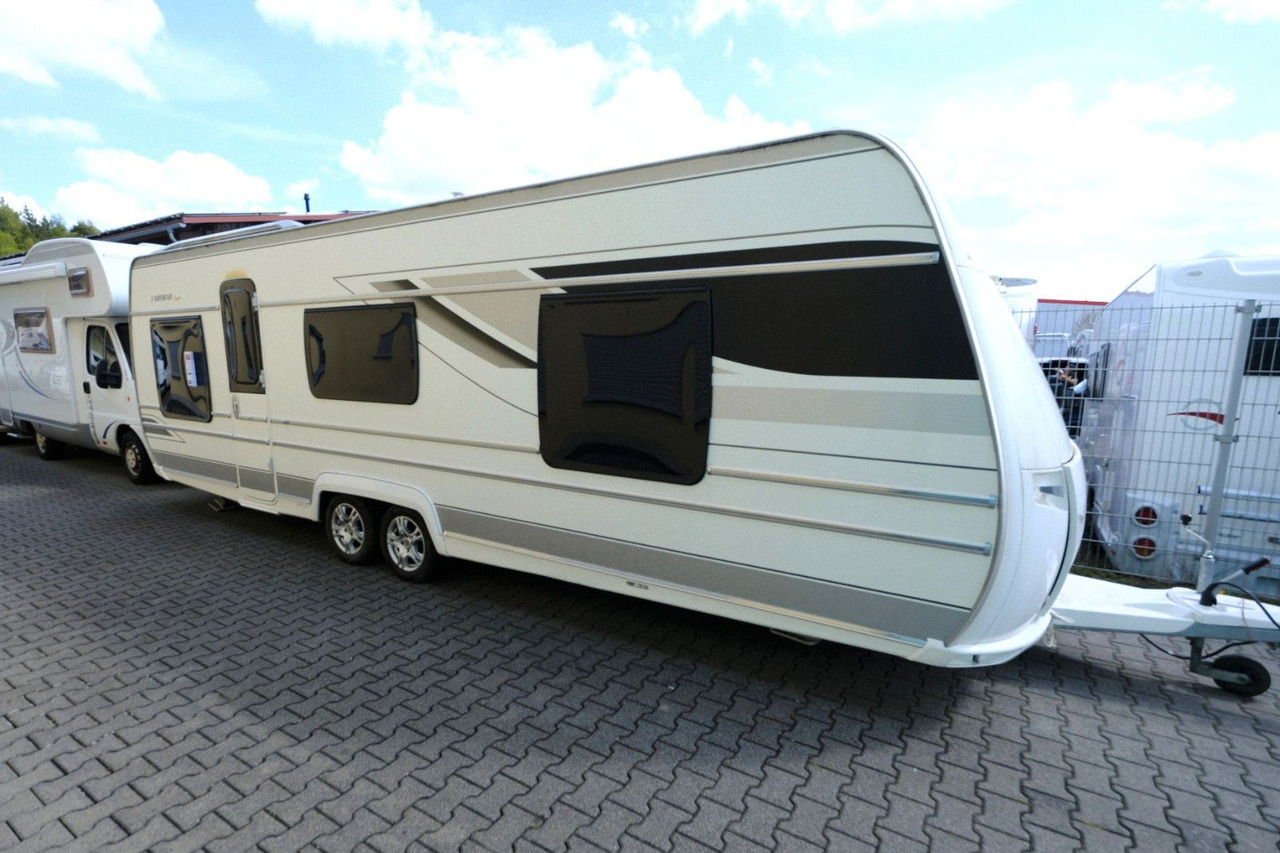 Fendt Saphir 700/Festbett+Rundsitzgruppe/Klimaanlage - Caravana: foto 1 Fendt Saphir 700/Festbett+Rundsitzgruppe/Klimaanlage - Caravana: foto 1