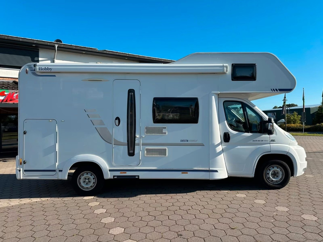 Hobby Siesta Family A 65 GM/Etagenbetten/Garage/Klima - Autocaravana capuchina: foto 3 Hobby Siesta Family A 65 GM/Etagenbetten/Garage/Klima - Autocaravana capuchina: foto 3
