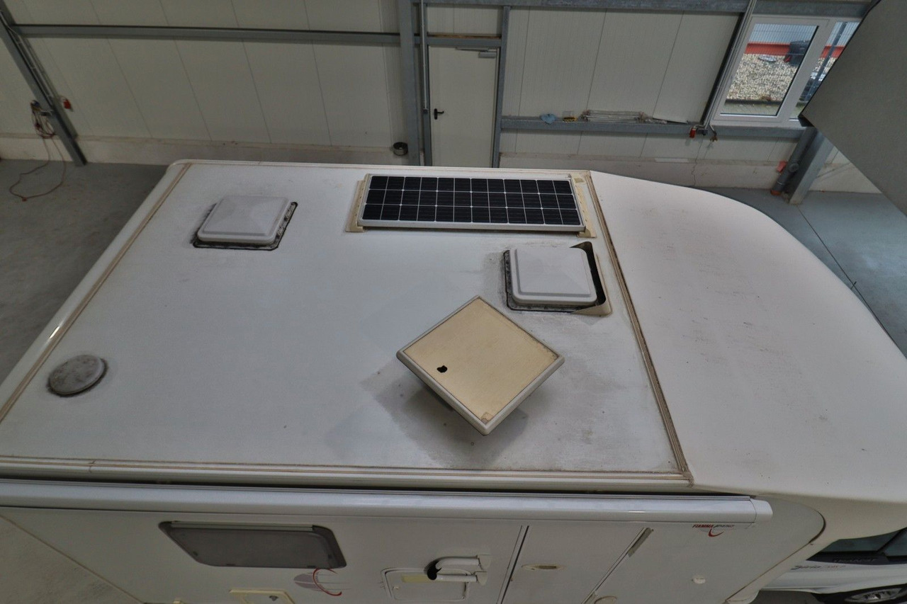 Roller Team Sirio 595 P/Festbett/Solar/Klima/Markise Roller Team Sirio 595 P/Festbett/Solar/Klima/Markise - Autocaravana perfilada: foto 5 Roller Team Sirio 595 P/Festbett/Solar/Klima/Markise Roller Team Sirio 595 P/Festbett/Solar/Klima/Markise - Autocaravana perfilada: foto 5