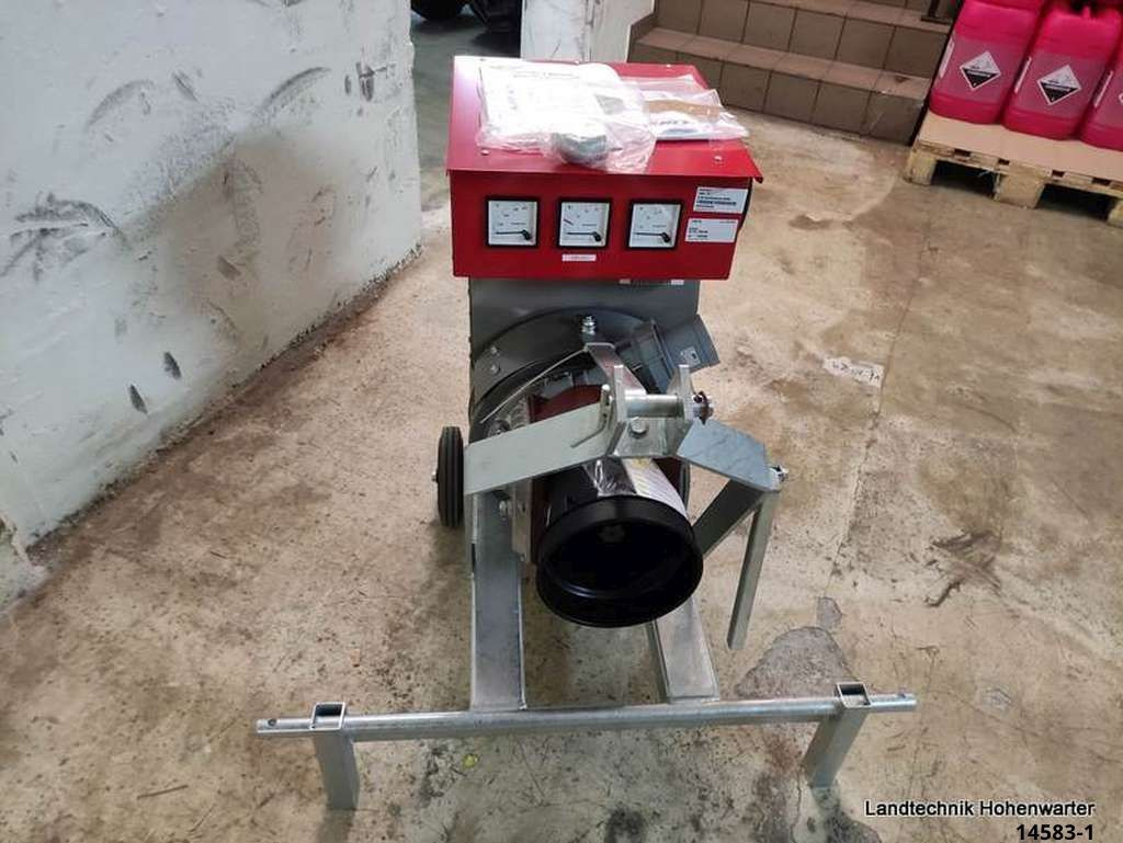 Gärtner 20 kVA oder 42 kVA Zapfwellenaggregat (14583) - Generador industriale: foto 2 Gärtner 20 kVA oder 42 kVA Zapfwellenaggregat (14583) - Generador industriale: foto 2