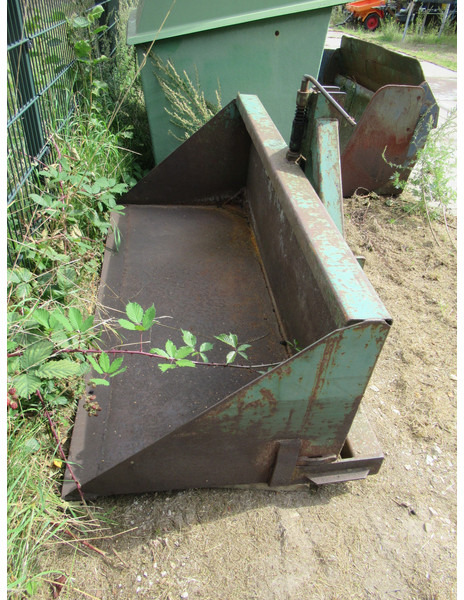 Grondbakje tbv Trekker 3-PT hef Kantelbaar - Cazo cargador: foto 2 Grondbakje tbv Trekker 3-PT hef Kantelbaar - Cazo cargador: foto 2