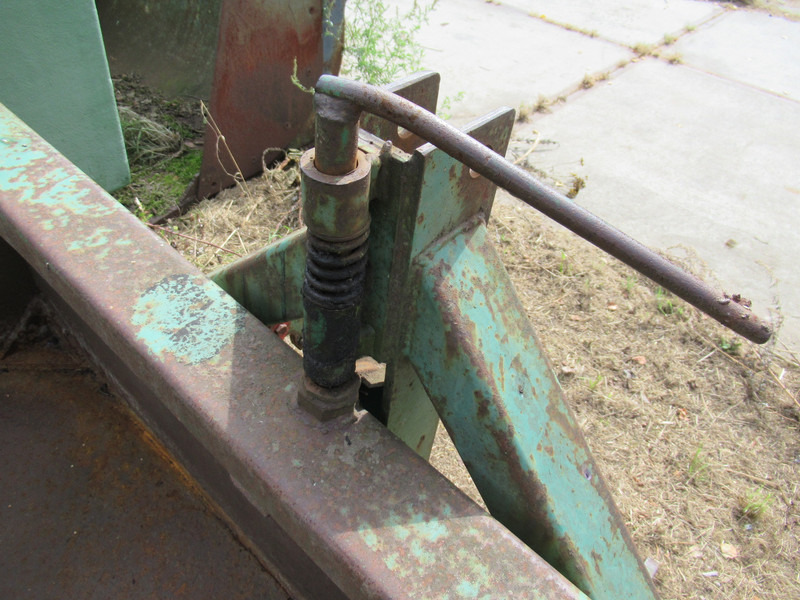 Grondbakje tbv Trekker 3-PT hef Kantelbaar - Cazo cargador: foto 3 Grondbakje tbv Trekker 3-PT hef Kantelbaar - Cazo cargador: foto 3