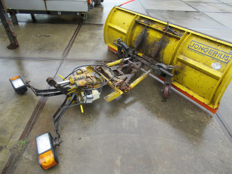 Meyer Jongerius Sneeuwploeg 12V Hydro unit - 215 CM - Cuchilla quitanieves: foto 4 Meyer Jongerius Sneeuwploeg 12V Hydro unit - 215 CM - Cuchilla quitanieves: foto 4