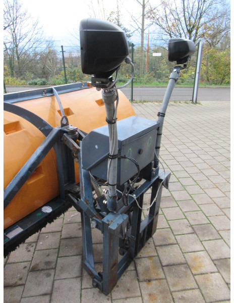 NIDO SNK 240-R EPZ 24V 270CM Schneepflug Snow Plow Sneeuwploeg - Máquina quitanieve: foto 5 NIDO SNK 240-R EPZ 24V 270CM Schneepflug Snow Plow Sneeuwploeg - Máquina quitanieve: foto 5