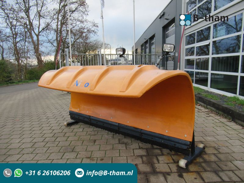 NIDO SNK 240-R EPZ 24V 270CM Schneepflug Snow Plow Sneeuwploeg - Máquina quitanieve: foto 1 NIDO SNK 240-R EPZ 24V 270CM Schneepflug Snow Plow Sneeuwploeg - Máquina quitanieve: foto 1