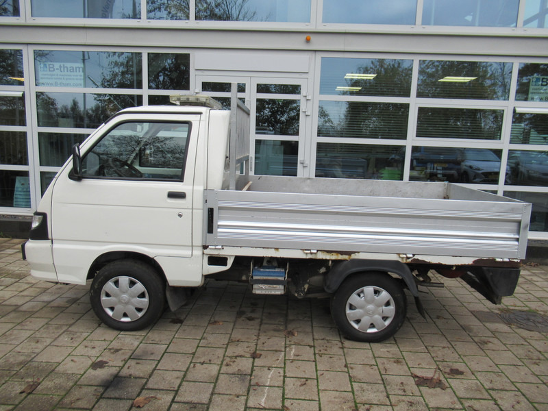 Piaggio Porter 1.3i 46KW Extra PICKUP Bi-Fuel Benzine - CNG - Furgoneta caja abierta: foto 4 Piaggio Porter 1.3i 46KW Extra PICKUP Bi-Fuel Benzine - CNG - Furgoneta caja abierta: foto 4