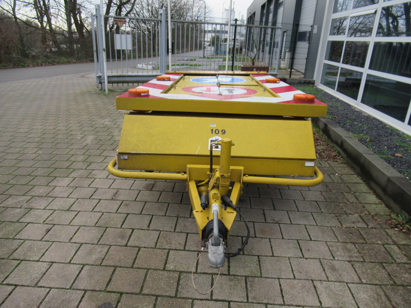 Trias SW15U2B Actiewagen Signaalwagen - Remolque: foto 3 Trias SW15U2B Actiewagen Signaalwagen - Remolque: foto 3