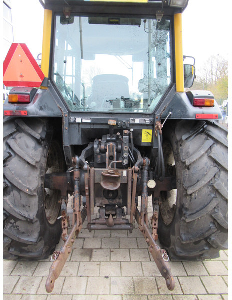 Tractor Valtra A75 4x2 + Fronthef VALMET: foto 6