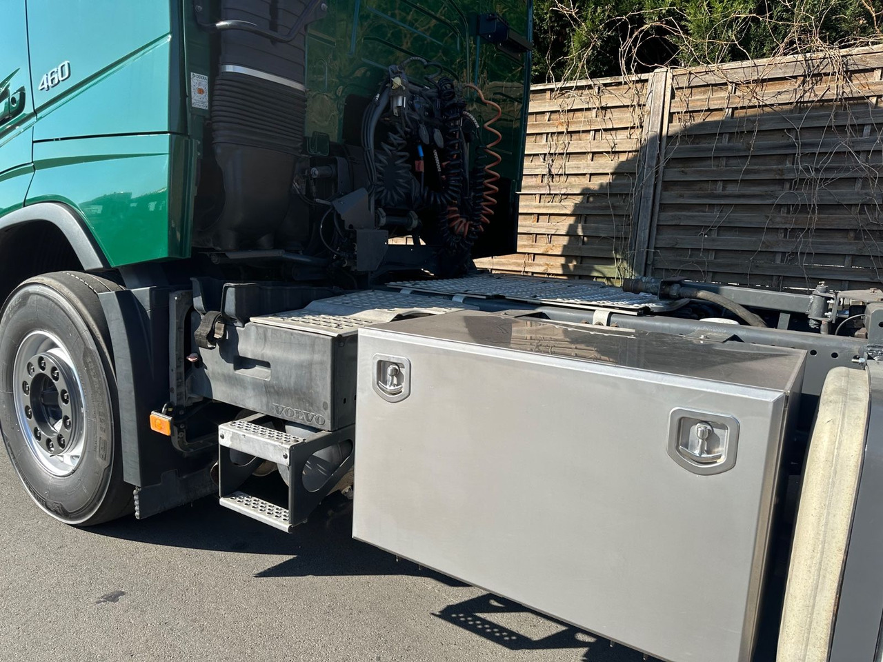 Volvo FH 460 *orig.KM*2-K-Hydraulic*1st owner* - Cabeza tractora: foto 4 Volvo FH 460 *orig.KM*2-K-Hydraulic*1st owner* - Cabeza tractora: foto 4