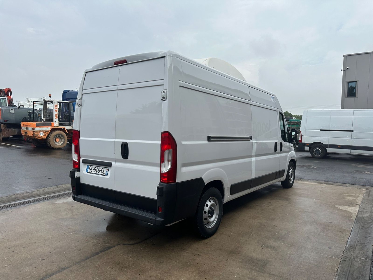 Fiat Ducato Isberg Pharma-Kühler -30°C/4°C/22°C - Furgoneta frigorifica: foto 5 Fiat Ducato Isberg Pharma-Kühler -30°C/4°C/22°C - Furgoneta frigorifica: foto 5