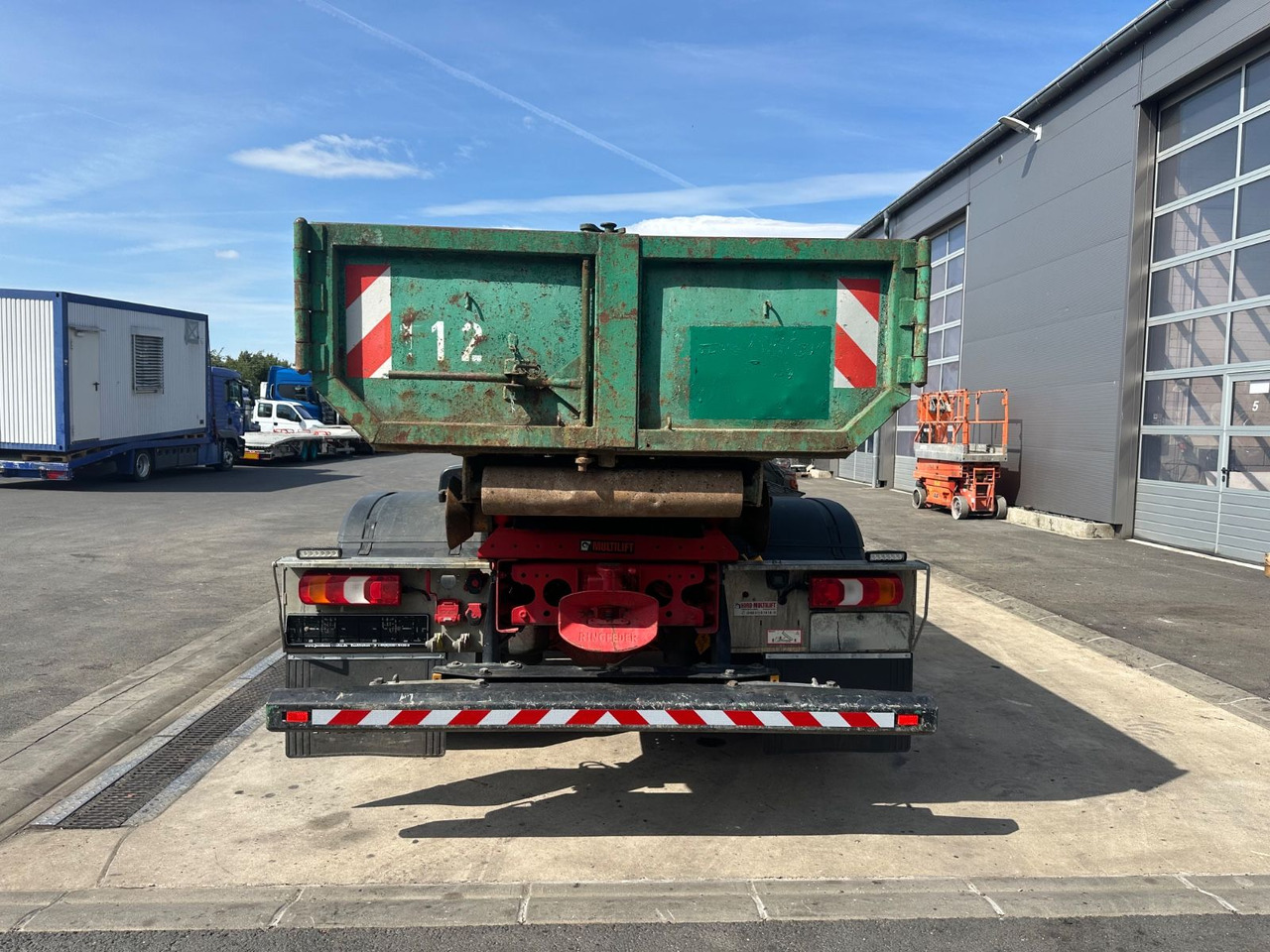 Mercedes-Benz Arocs 1836/10,7L/Hiab Ultima 14S/4x2/Autom. - Camión multibasculante: foto 4 Mercedes-Benz Arocs 1836/10,7L/Hiab Ultima 14S/4x2/Autom. - Camión multibasculante: foto 4