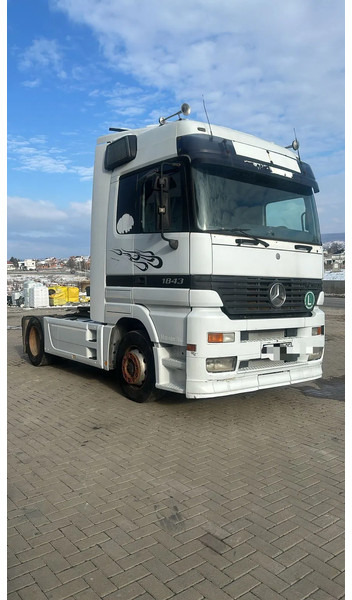 Mercedes-Benz Actros 1843 - Cabeza tractora: foto 3 Mercedes-Benz Actros 1843 - Cabeza tractora: foto 3