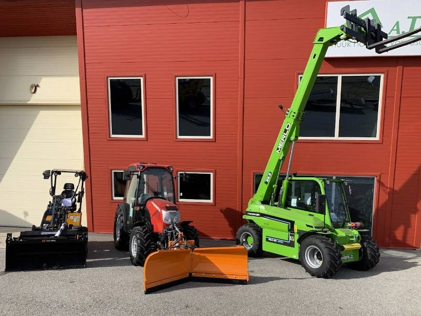 Merlo EW25.5-90 4WD - Manipulador telescópico: foto 1 Merlo EW25.5-90 4WD - Manipulador telescópico: foto 1