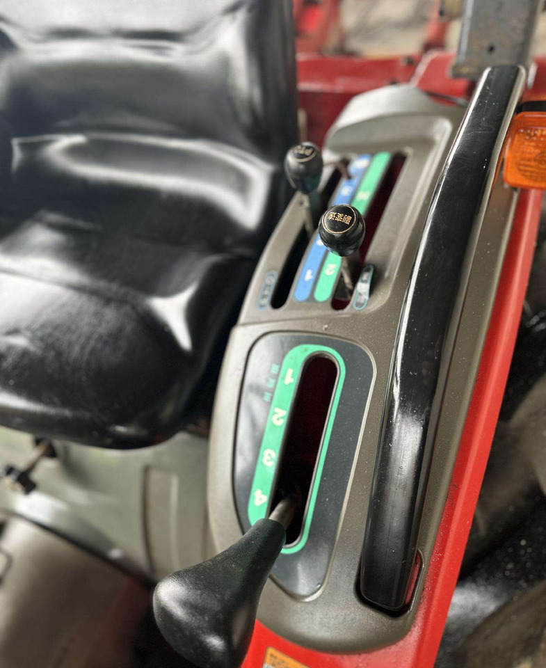 Yanmar F230 - Tractor: foto 5 Yanmar F230 - Tractor: foto 5