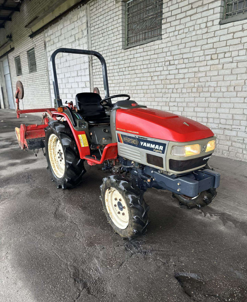 Yanmar F230 - Tractor: foto 2 Yanmar F230 - Tractor: foto 2