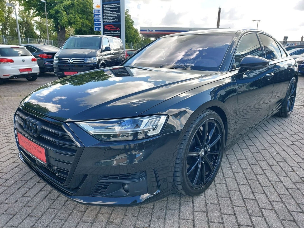 Audi A8 60 TDI quattro LED VOLL HEAD UP B&O VOLL VOL - Sedan: foto 4 Audi A8 60 TDI quattro LED VOLL HEAD UP B&O VOLL VOL - Sedan: foto 4