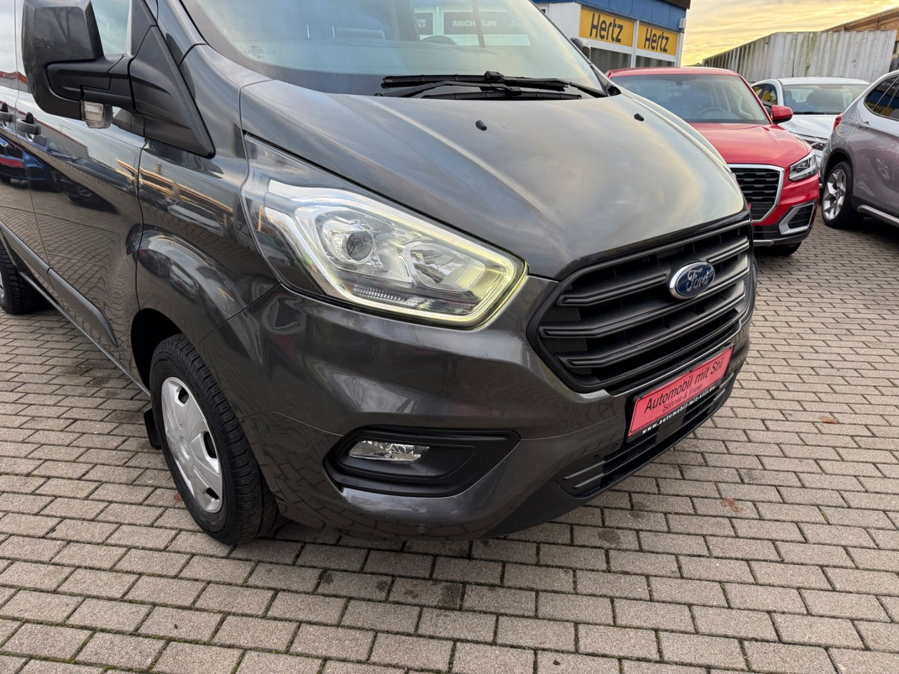 Ford Transit Custom Kasten 280 L1 H2Trend Hoch Camper - Furgoneta de pasajeros: foto 2 Ford Transit Custom Kasten 280 L1 H2Trend Hoch Camper - Furgoneta de pasajeros: foto 2