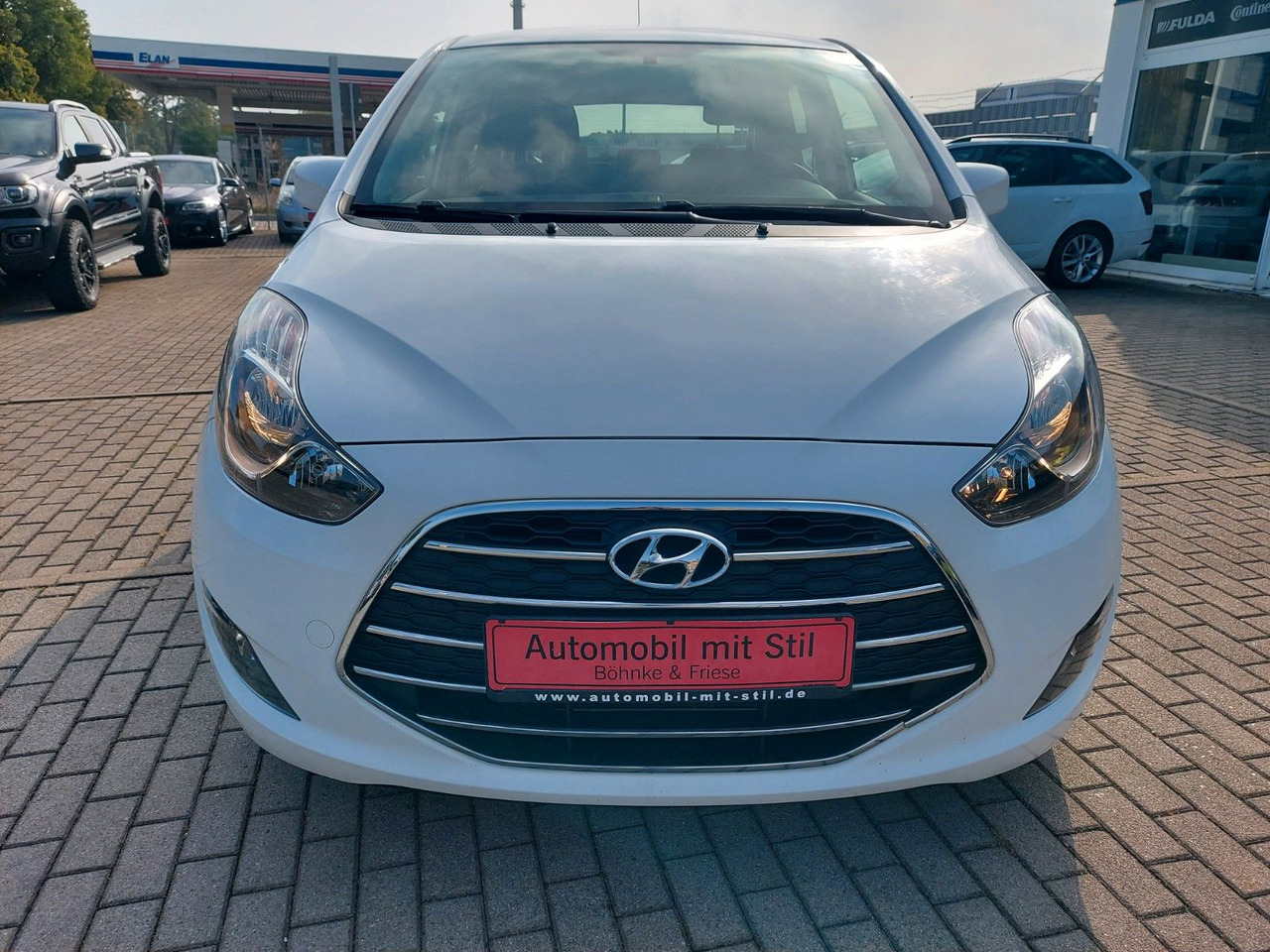 Hyundai ix20 Passion Automatik Klima PDC AHK - Coche: foto 3 Hyundai ix20 Passion Automatik Klima PDC AHK - Coche: foto 3