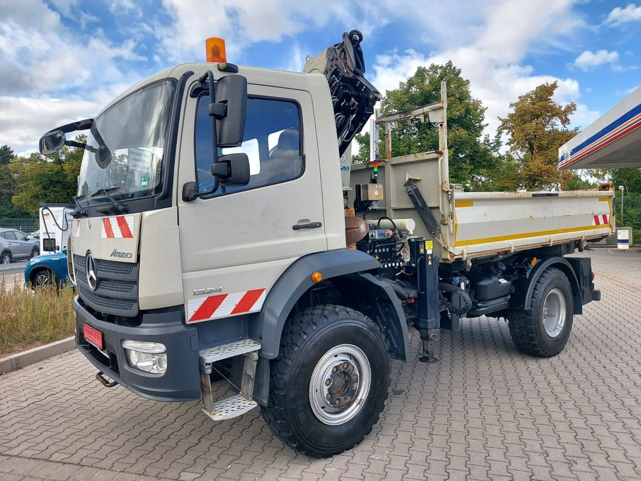 Mercedes-Benz Atego / 1324 MEILER 4X4 KRAN ATLAS 116.3 - Camión volquete, Camión grúa: foto 1 Mercedes-Benz Atego / 1324 MEILER 4X4 KRAN ATLAS 116.3 - Camión volquete, Camión grúa: foto 1