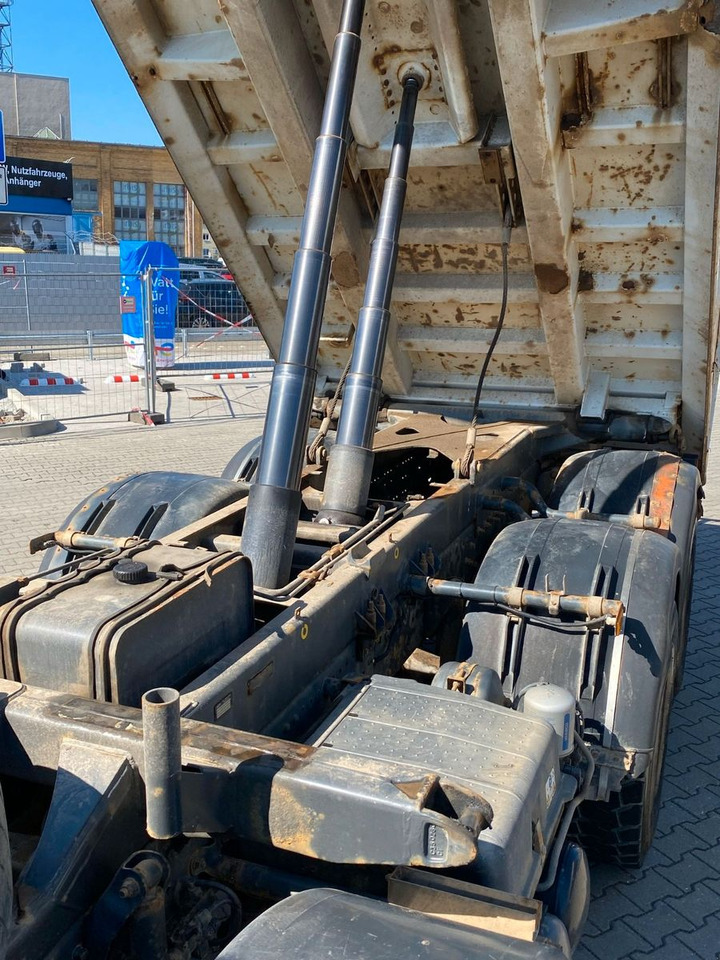 Camión volquete Mercedes-Benz Axor 2 C 4-Achser 3243 8x4 KLIMA RETARDER MEILER: foto 17 Camión volquete Mercedes-Benz Axor 2 C 4-Achser 3243 8x4 KLIMA RETARDER MEILER: foto 17