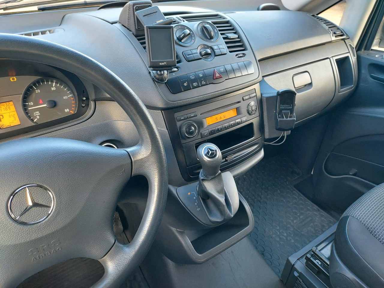 Furgoneta de pasajeros Mercedes-Benz Vito V6 165 KW 224 PS KLIMA Standheiz. SHZ TEMPO: foto 12