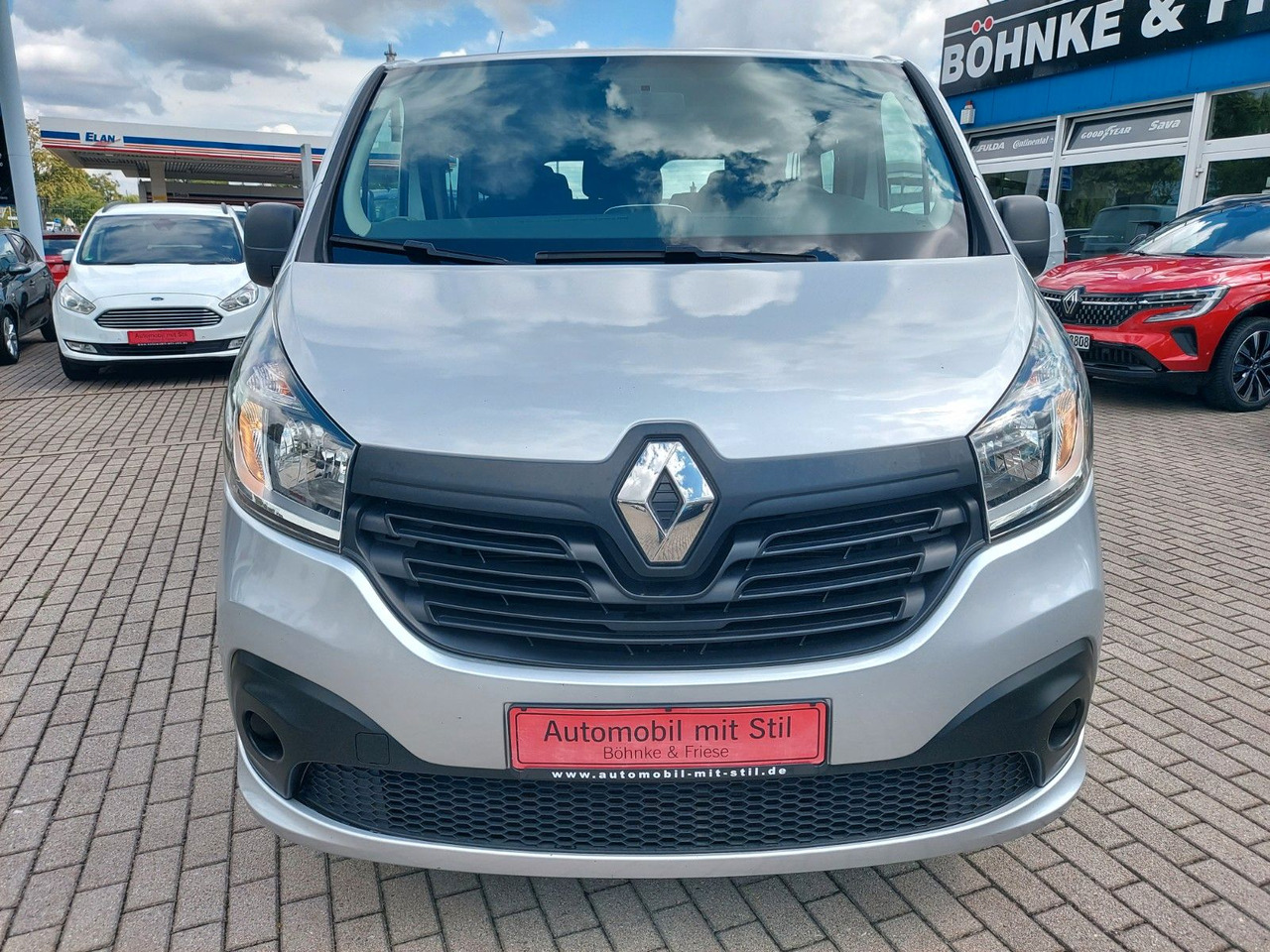 Renault Trafic Combi L1H1 2,7t Expression Klima - Furgoneta de pasajeros: foto 3 Renault Trafic Combi L1H1 2,7t Expression Klima - Furgoneta de pasajeros: foto 3