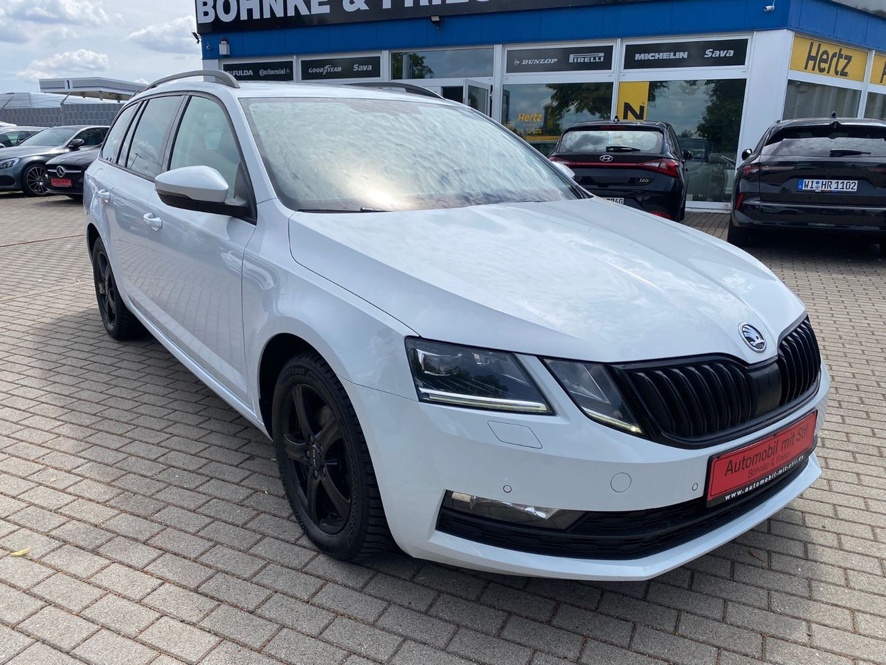 Skoda Octavia Combi Soleil DSG LED Radar ACC - Coche: foto 1 Skoda Octavia Combi Soleil DSG LED Radar ACC - Coche: foto 1