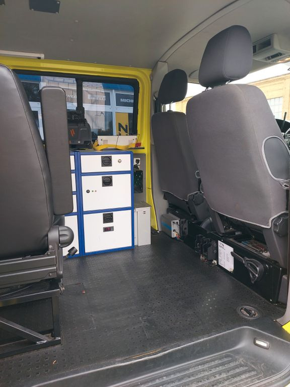 Ambulancia Volkswagen T5 Transporter DSG Kombi lang 4Motion NotarztNEF: foto 20