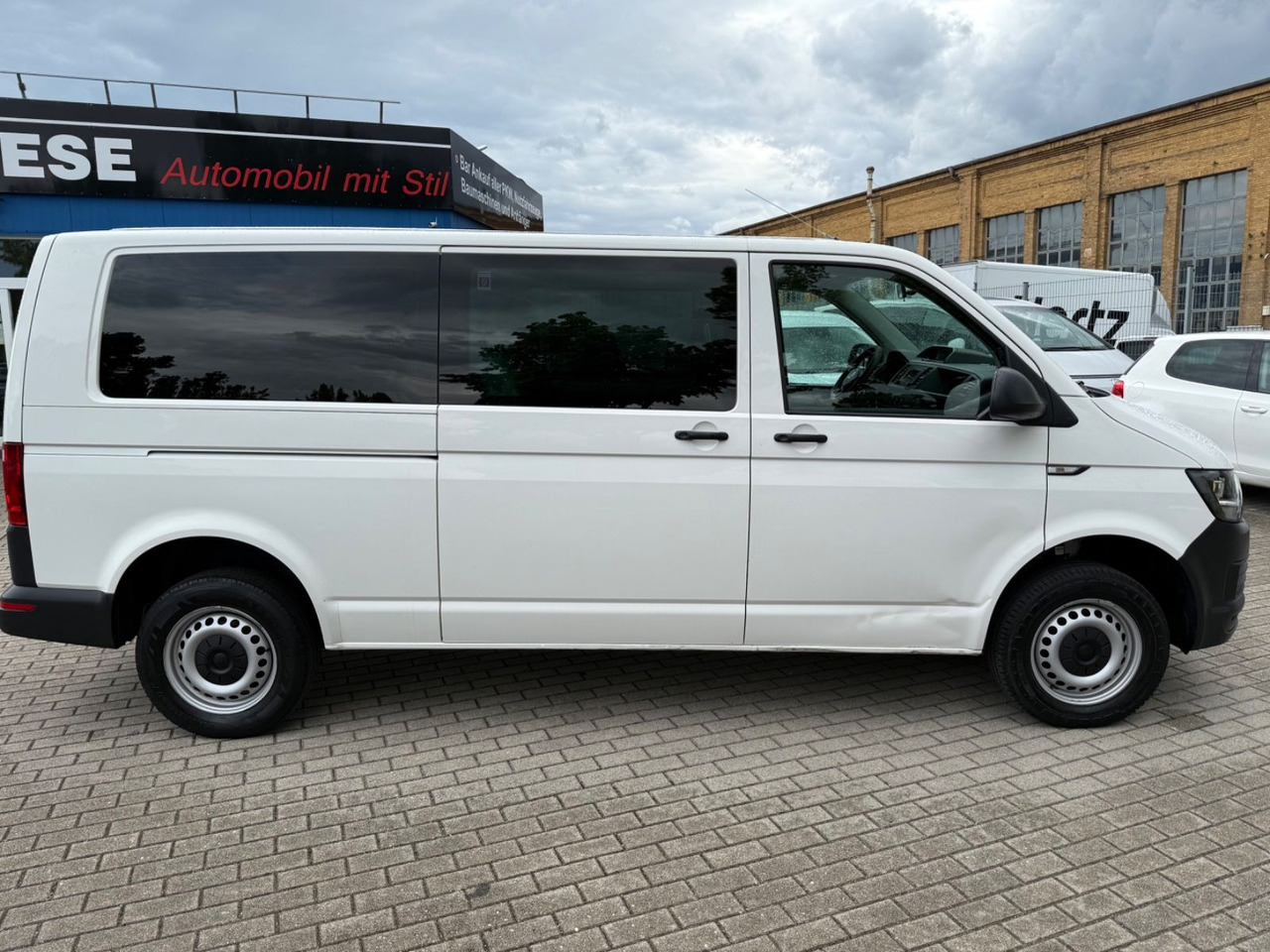 Volkswagen T6 Transporter Kasten Kombi lang 4Motion 5 Sitze - Furgoneta de pasajeros: foto 3 Volkswagen T6 Transporter Kasten Kombi lang 4Motion 5 Sitze - Furgoneta de pasajeros: foto 3