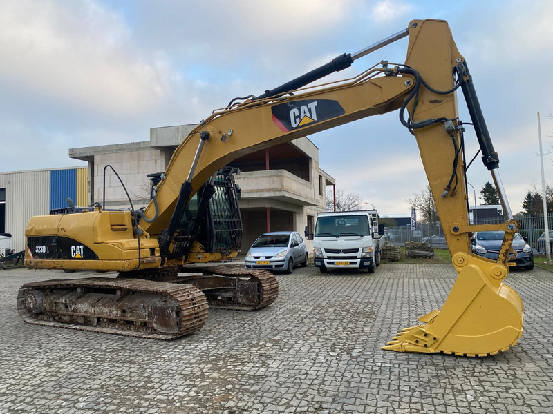 Leasing para Caterpillar 323D NVT Caterpillar 323D NVT: foto 6