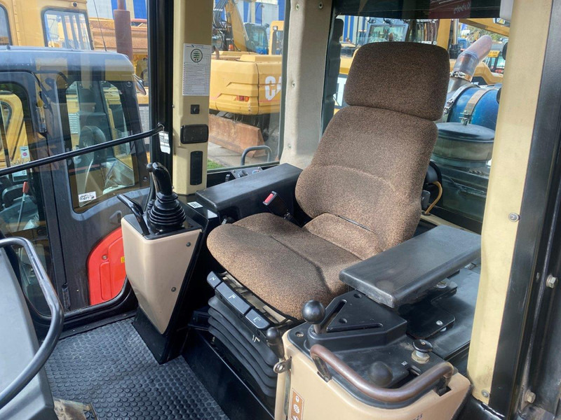 Caterpillar 953C NVT - Cargadora de cadenas: foto 4 Caterpillar 953C NVT - Cargadora de cadenas: foto 4