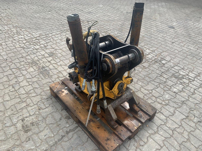 Engcon Engcon 20205 Rototilt NTP10 - Rotor basculante para Maquinaria de construcción: foto 3 Engcon Engcon 20205 Rototilt NTP10 - Rotor basculante para Maquinaria de construcción: foto 3