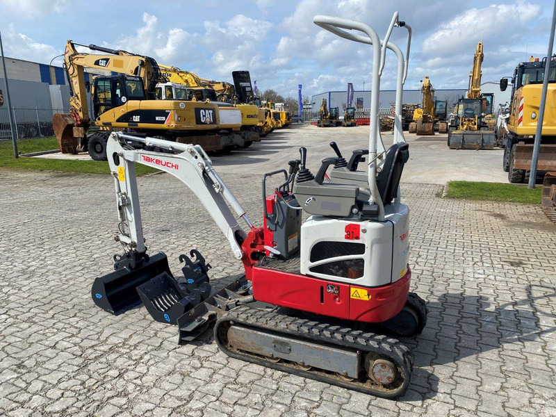 Takeuchi TB210R NVT - Miniexcavadora: foto 1 Takeuchi TB210R NVT - Miniexcavadora: foto 1