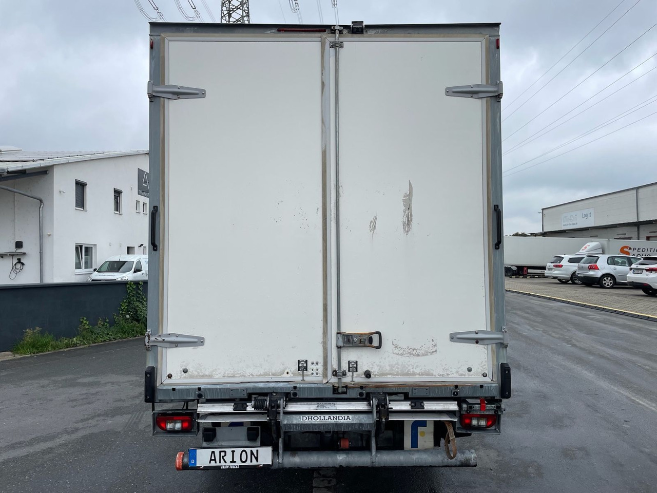 Fiat Ducato Maxi 35 130 L4H2 Koffer/LBW/AC/CAM/EU6d - Furgoneta caja cerrada: foto 5 Fiat Ducato Maxi 35 130 L4H2 Koffer/LBW/AC/CAM/EU6d - Furgoneta caja cerrada: foto 5