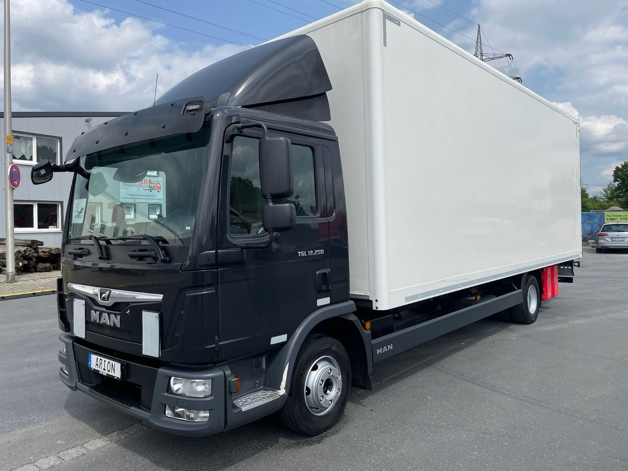 MAN TGL 12.250 4x2 BL Koffer/LBW/PALFINGER/AC/EU6c - Camión caja cerrada: foto 3 MAN TGL 12.250 4x2 BL Koffer/LBW/PALFINGER/AC/EU6c - Camión caja cerrada: foto 3