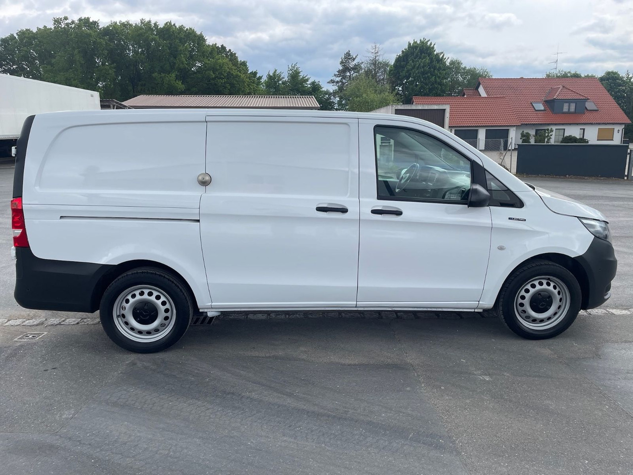 Furgoneta pequeña, Furgoneta eléctrica Mercedes-Benz eVito 111 Kastenwagen lang/Kamera/AC/70kW/3Sitze: foto 7