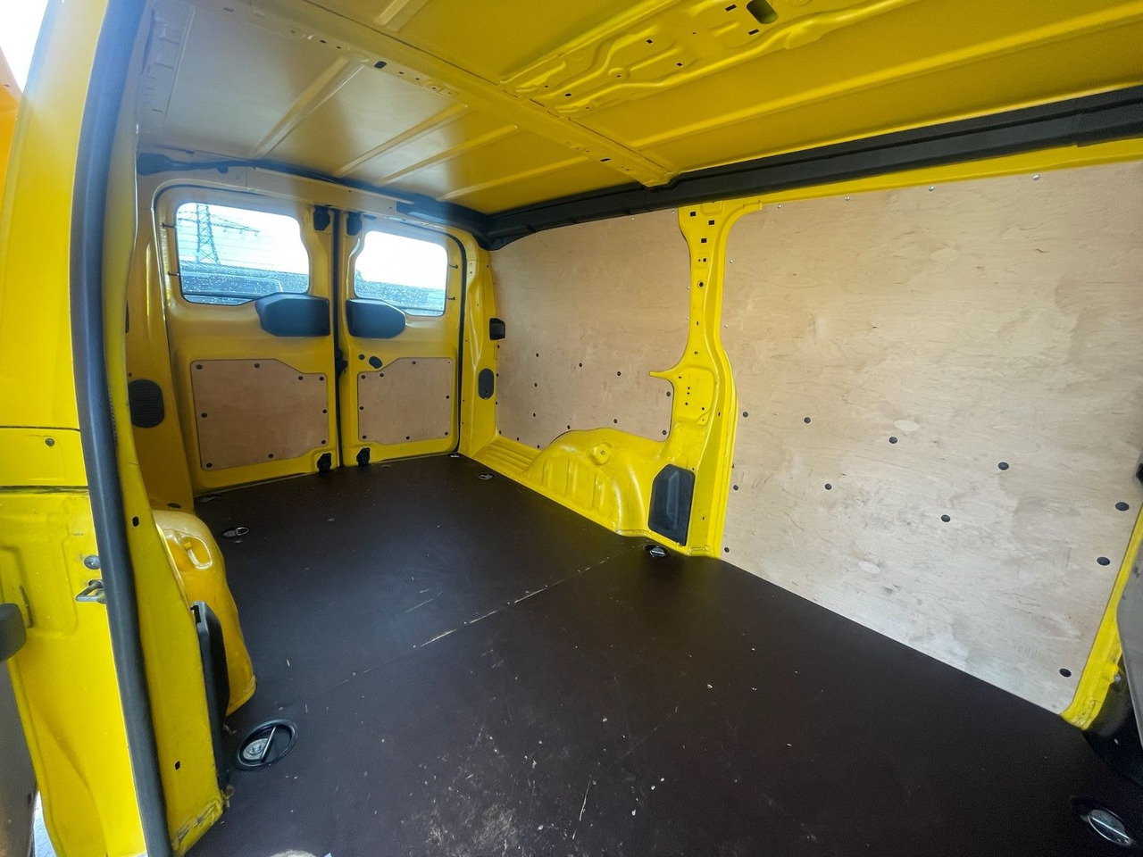 Furgoneta pequeña Peugeot Expert Box Pro L3 / 2.0 Blue HDI / More units: foto 10 Furgoneta pequeña Peugeot Expert Box Pro L3 / 2.0 Blue HDI / More units: foto 10