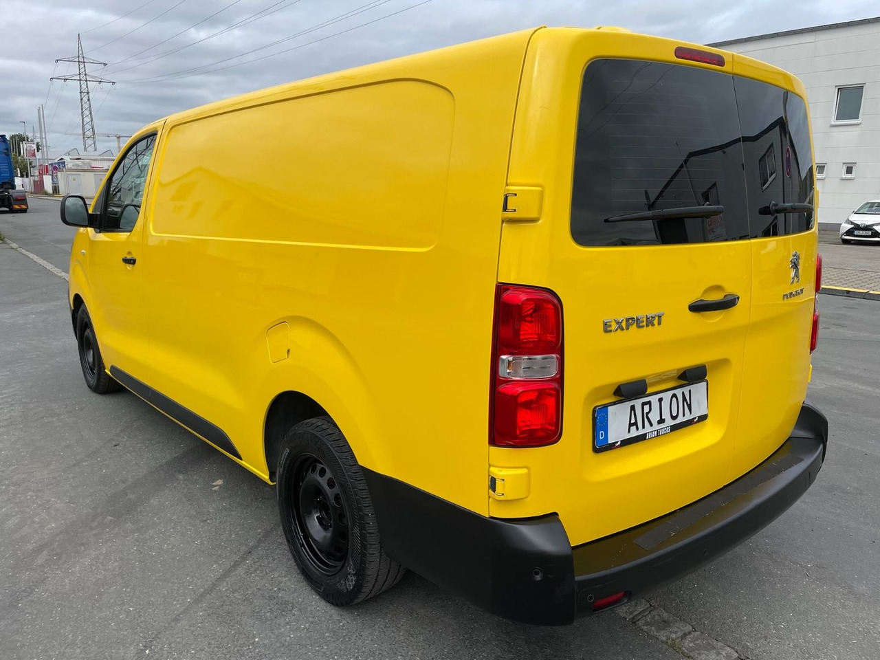 Peugeot Expert Kasten Pro L3/2.0 BlueHDI/AC/15xVerfügbar - Furgoneta pequeña: foto 4 Peugeot Expert Kasten Pro L3/2.0 BlueHDI/AC/15xVerfügbar - Furgoneta pequeña: foto 4