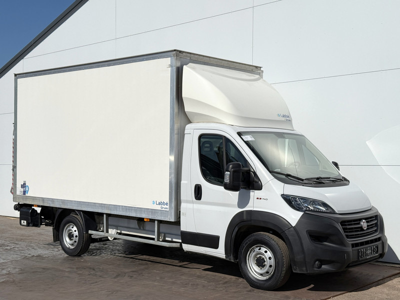 Fiat Ducato 2.3 MultiJet 140pk Laadklep Airco Camera Navigatie Bakwagen Koffer Meubelbak - Furgoneta caja cerrada: foto 4 Fiat Ducato 2.3 MultiJet 140pk Laadklep Airco Camera Navigatie Bakwagen Koffer Meubelbak - Furgoneta caja cerrada: foto 4