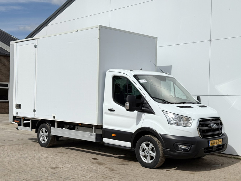 Ford Transit 2.0 TDCI 130PK Laadklep Airco Cruise Control 360 Camera Bakwagen Meubelbak - Furgoneta caja cerrada: foto 4 Ford Transit 2.0 TDCI 130PK Laadklep Airco Cruise Control 360 Camera Bakwagen Meubelbak - Furgoneta caja cerrada: foto 4