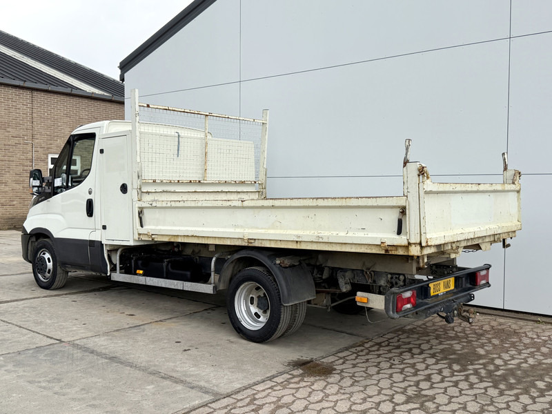 Iveco Daily 35C12 2.3 Kipper Dubbellucht 3.5t Trekhaak Airco Cruise Control Lucht geveerde stoel - Furgoneta basculante: foto 3 Iveco Daily 35C12 2.3 Kipper Dubbellucht 3.5t Trekhaak Airco Cruise Control Lucht geveerde stoel - Furgoneta basculante: foto 3