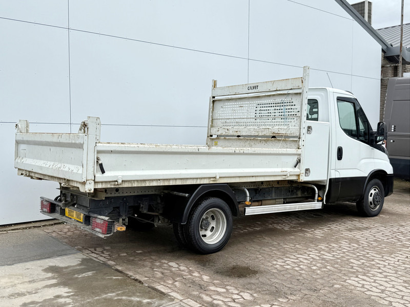 Iveco Daily 35C12 2.3 L3 Kipper Dubbellucht 3.5t Trekhaak Airco Cruise Control Lucht Geveerde Stoel - Furgoneta basculante: foto 4 Iveco Daily 35C12 2.3 L3 Kipper Dubbellucht 3.5t Trekhaak Airco Cruise Control Lucht Geveerde Stoel - Furgoneta basculante: foto 4