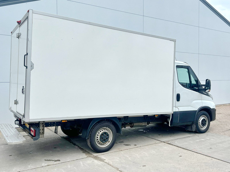Iveco Daily 35S14 2.3 Automaat Koel/vrieswagen Kühlkoffer Carrier-20°C Climate Control Cruise Control Camera - Furgoneta frigorifica: foto 4 Iveco Daily 35S14 2.3 Automaat Koel/vrieswagen Kühlkoffer Carrier-20°C Climate Control Cruise Control Camera - Furgoneta frigorifica: foto 4