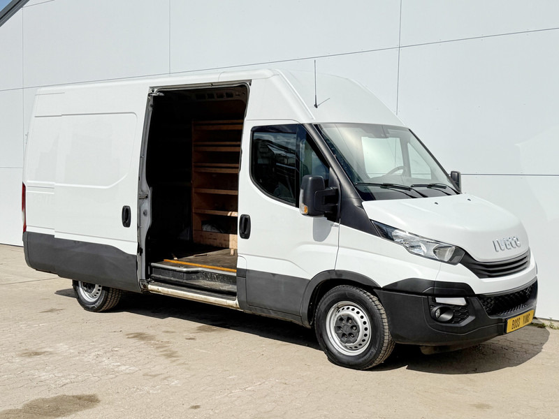 Iveco Daily 35S14 L2H2 Luchtvering Trekhaak Cruise Control Climate Control Lucht Geveerde Bestuurdersstoel - Furgón: foto 5 Iveco Daily 35S14 L2H2 Luchtvering Trekhaak Cruise Control Climate Control Lucht Geveerde Bestuurdersstoel - Furgón: foto 5
