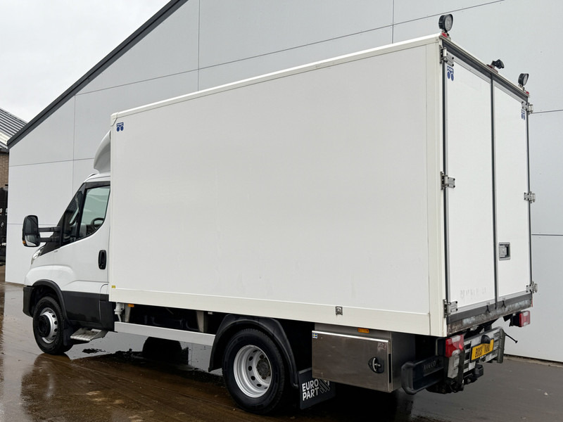 Iveco Daily Daily 70C18 3.0 *Service bus / Inbouw* LED Climate Control Cruise Control Tachograaf Standkachel Trekhaak Camera Stoelverwarming - Furgoneta caja cerrada: foto 2 Iveco Daily Daily 70C18 3.0 *Service bus / Inbouw* LED Climate Control Cruise Control Tachograaf Standkachel Trekhaak Camera Stoelverwarming - Furgoneta caja cerrada: foto 2
