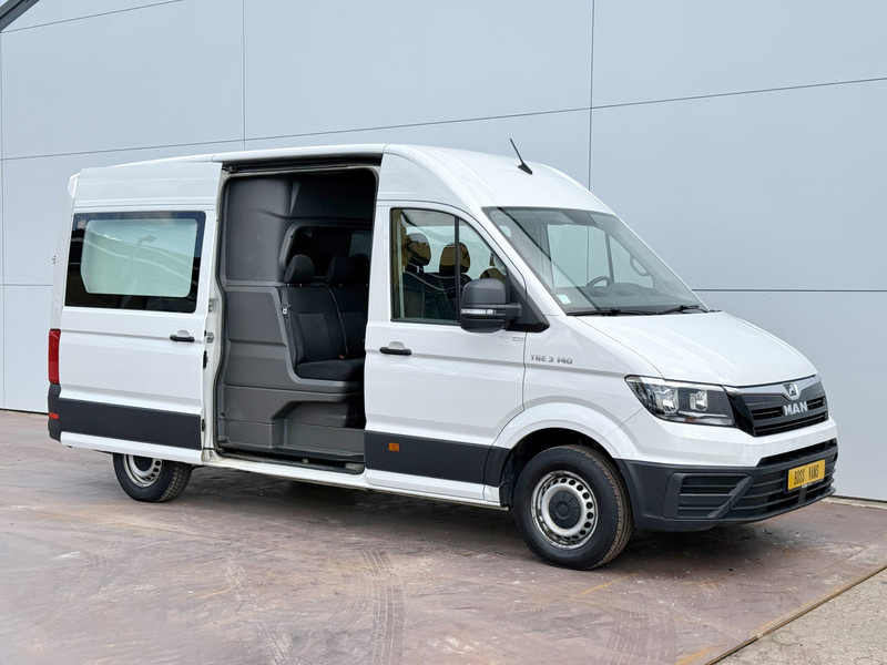 MAN TGE 3.140 2.0 TDI L3H3 Dubbele Cabine 7 Stoelen Airco Cruise Control Trekhaak Carplay Navigatie - Furgón, Furgoneta combi: foto 5 MAN TGE 3.140 2.0 TDI L3H3 Dubbele Cabine 7 Stoelen Airco Cruise Control Trekhaak Carplay Navigatie - Furgón, Furgoneta combi: foto 5